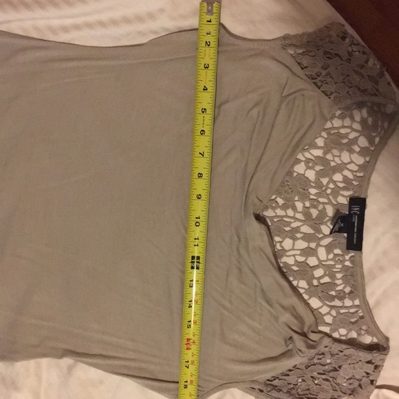 Top - Picture 5 of 6